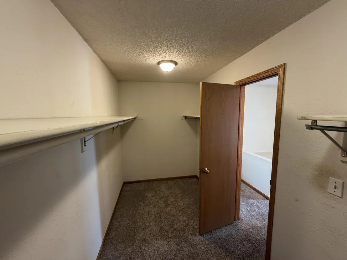 Photo of 29 Shoreline Drive