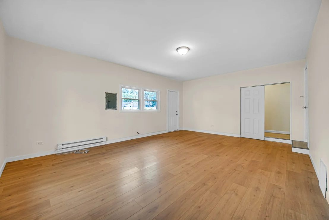 Photo of 16801 Head Avenue