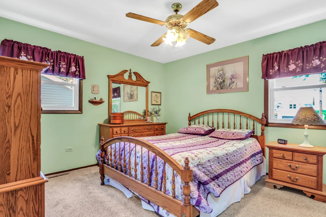 Photo of 471 Linden Lane