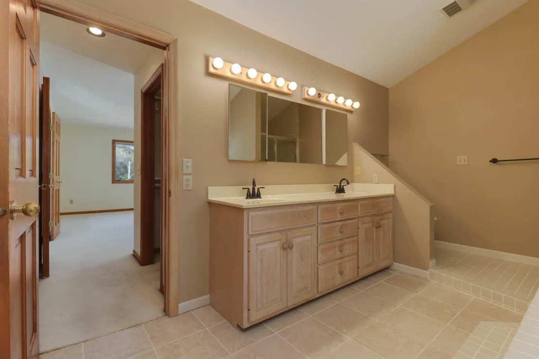 Photo of 2509 Driftwood Road