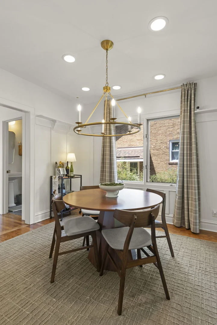 Photo of 810 N Summit Street