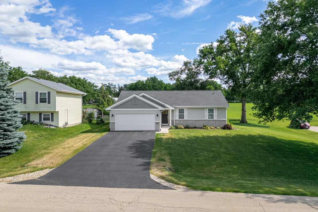 Photo of 701 Mallard Road