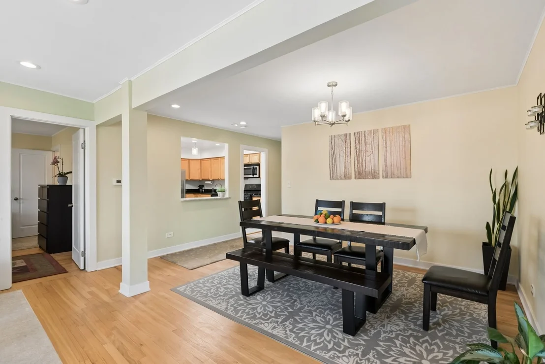 Photo of Unit 5D at 1333 Maple Avenue