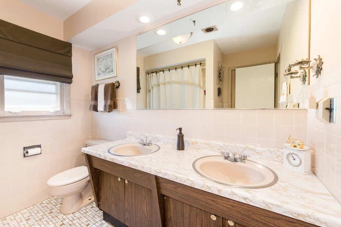 Photo of 1469 Webster Lane