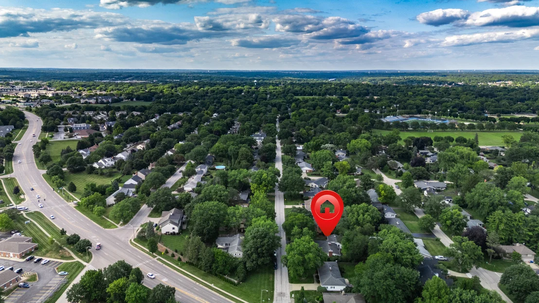 Photo of 301 Willow Lane