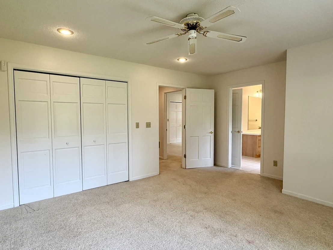 Photo of 2202 Meadows Drive