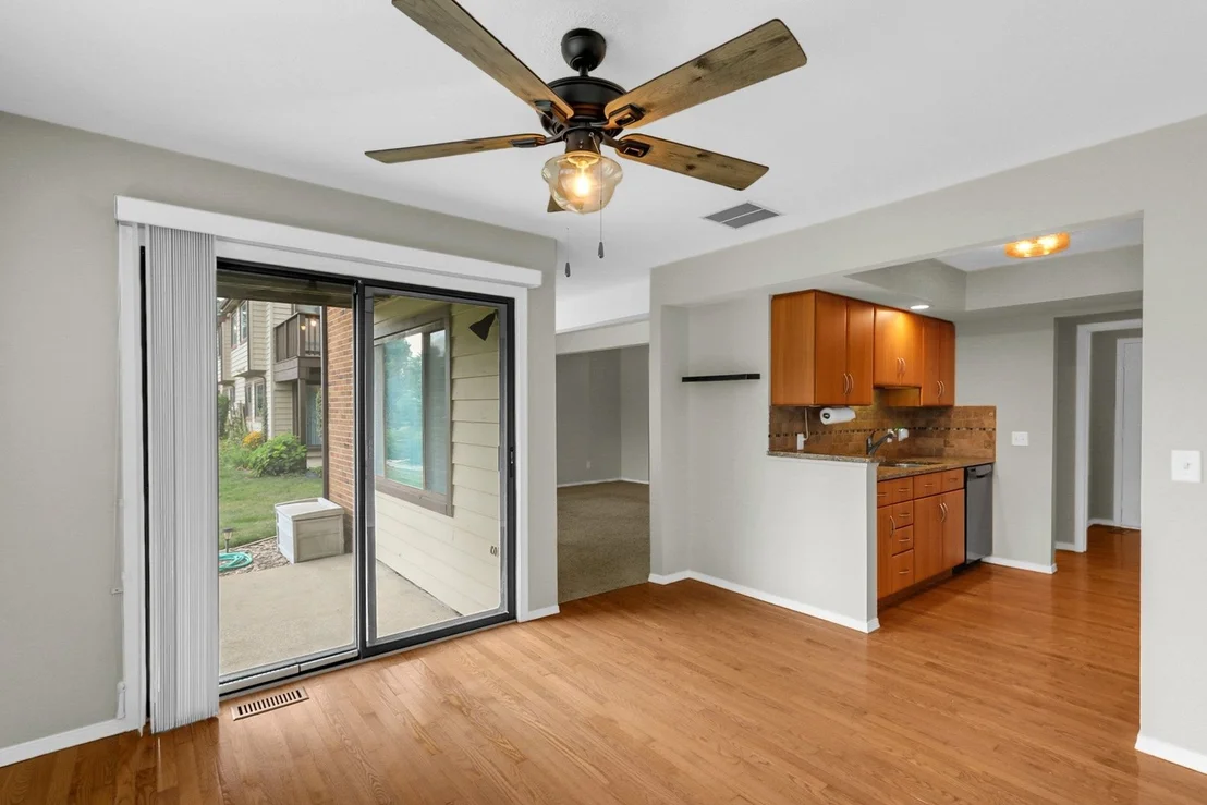 Photo of Unit 2138 at 2138 Harbortown Circle