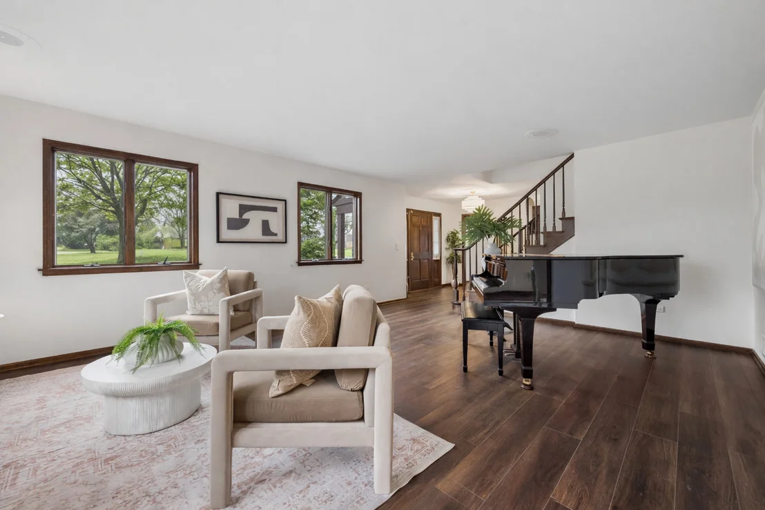 Photo of 21839 Cambridge Drive