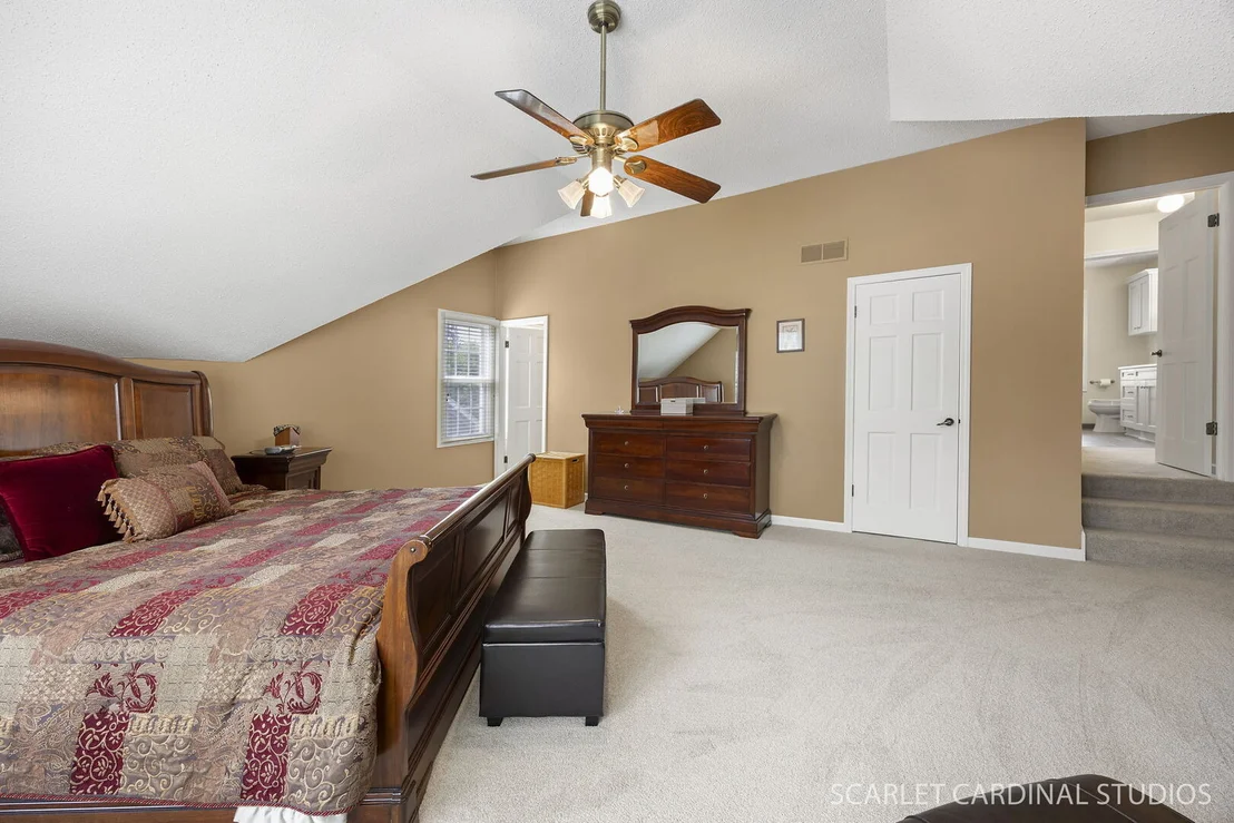 Photo of 1085 E Gartner Road