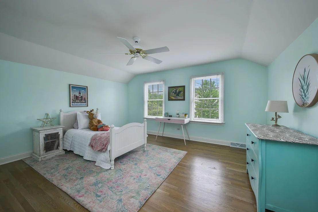 Photo of 707 Gary Court