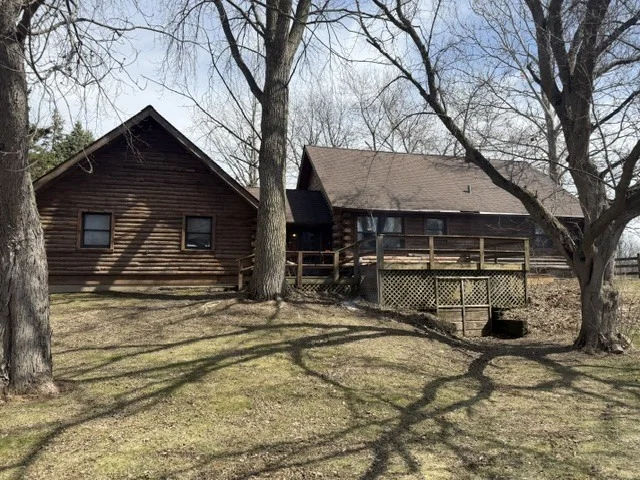 Photo of 10N630 Muirhead Road