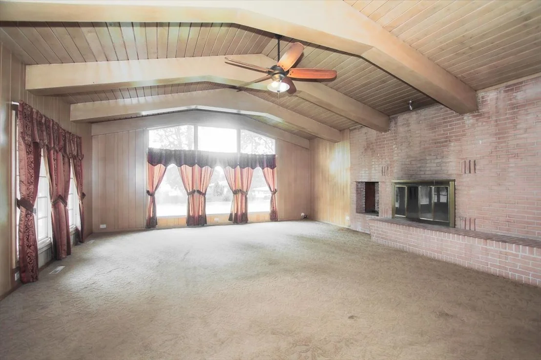Photo of 701 W Stearns Road