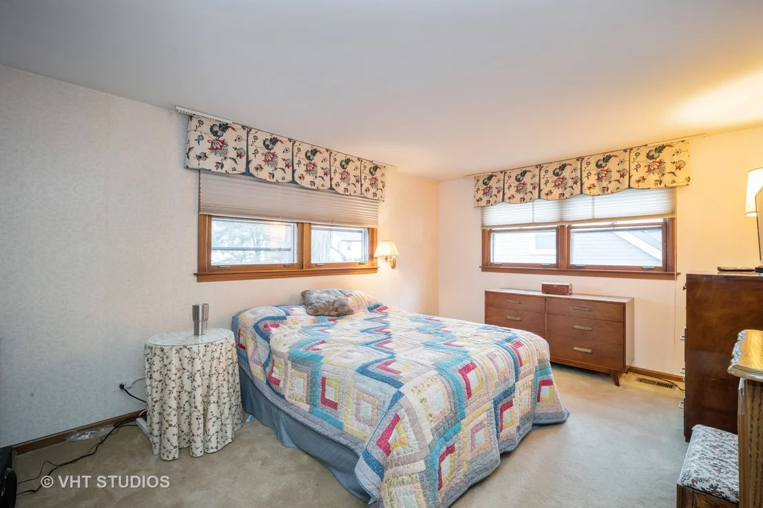 Photo of 3849 Crestwood Drive