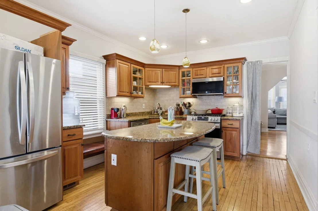 Photo of 907 Ferdinand Avenue