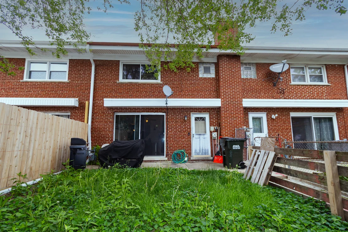 Photo of Unit D at 8810 Robin Drive
