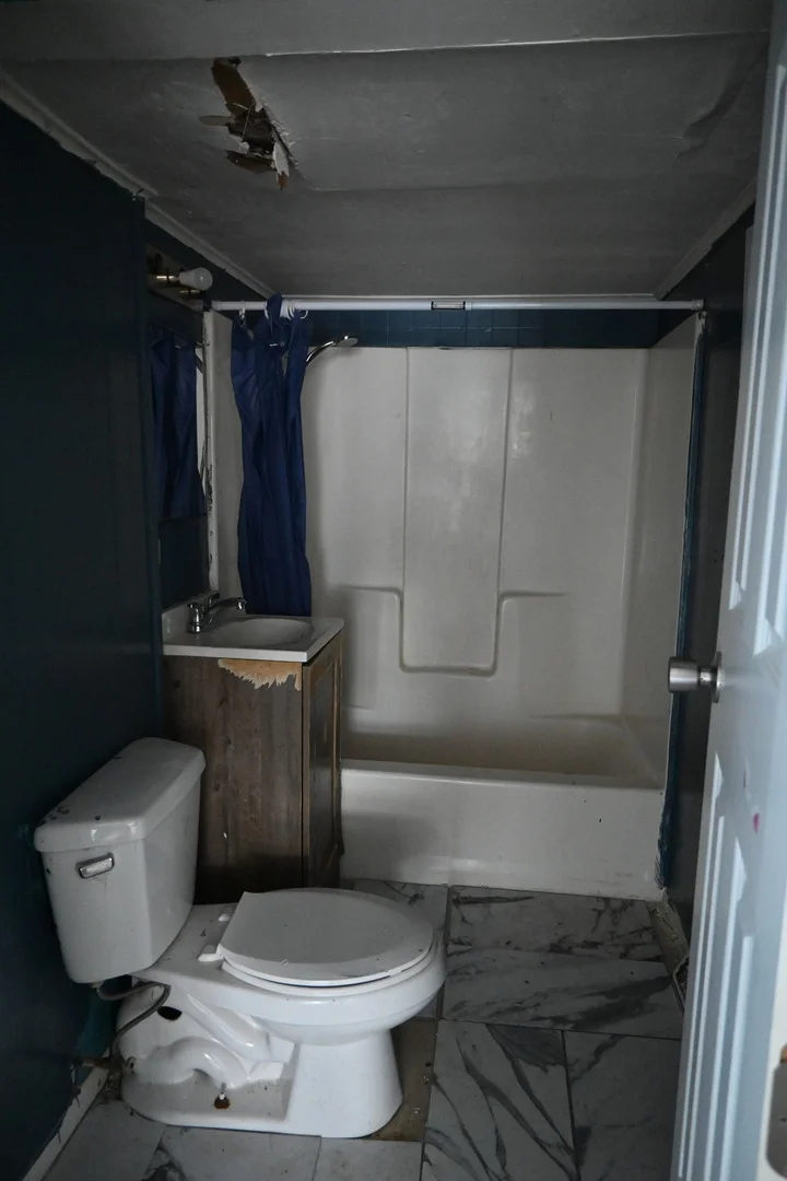 Photo of 1346 N Division Street
