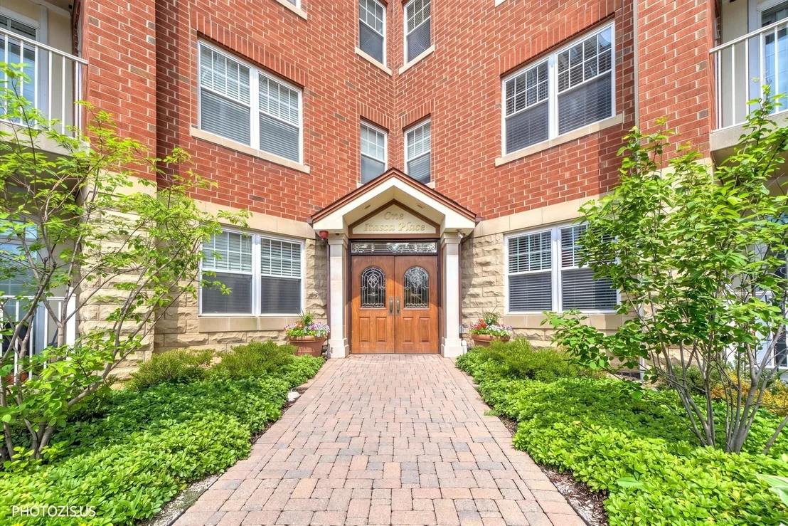 Photo of Unit 302 at 1 ITASCA Place
