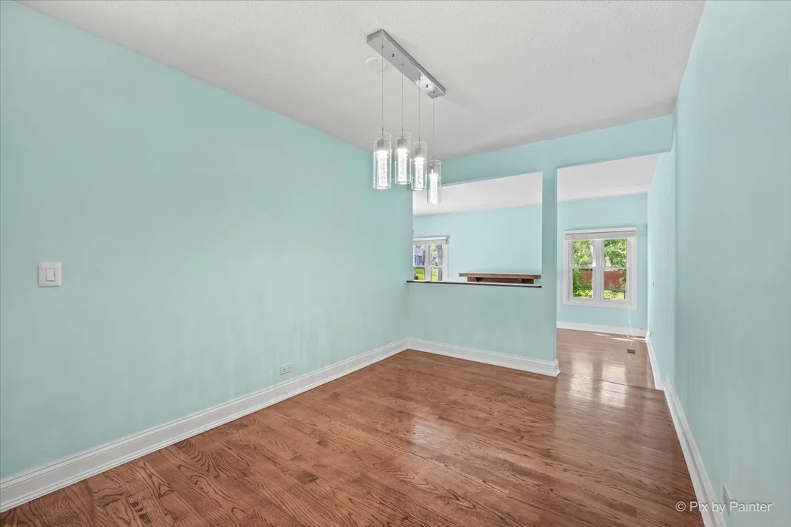Photo of 858 SHOREWOOD Drive