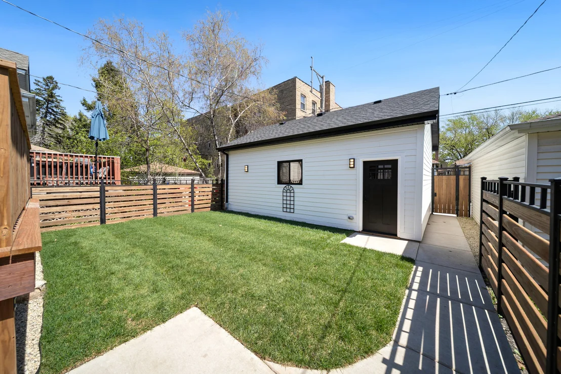 Photo of 5347 N Bernard Street