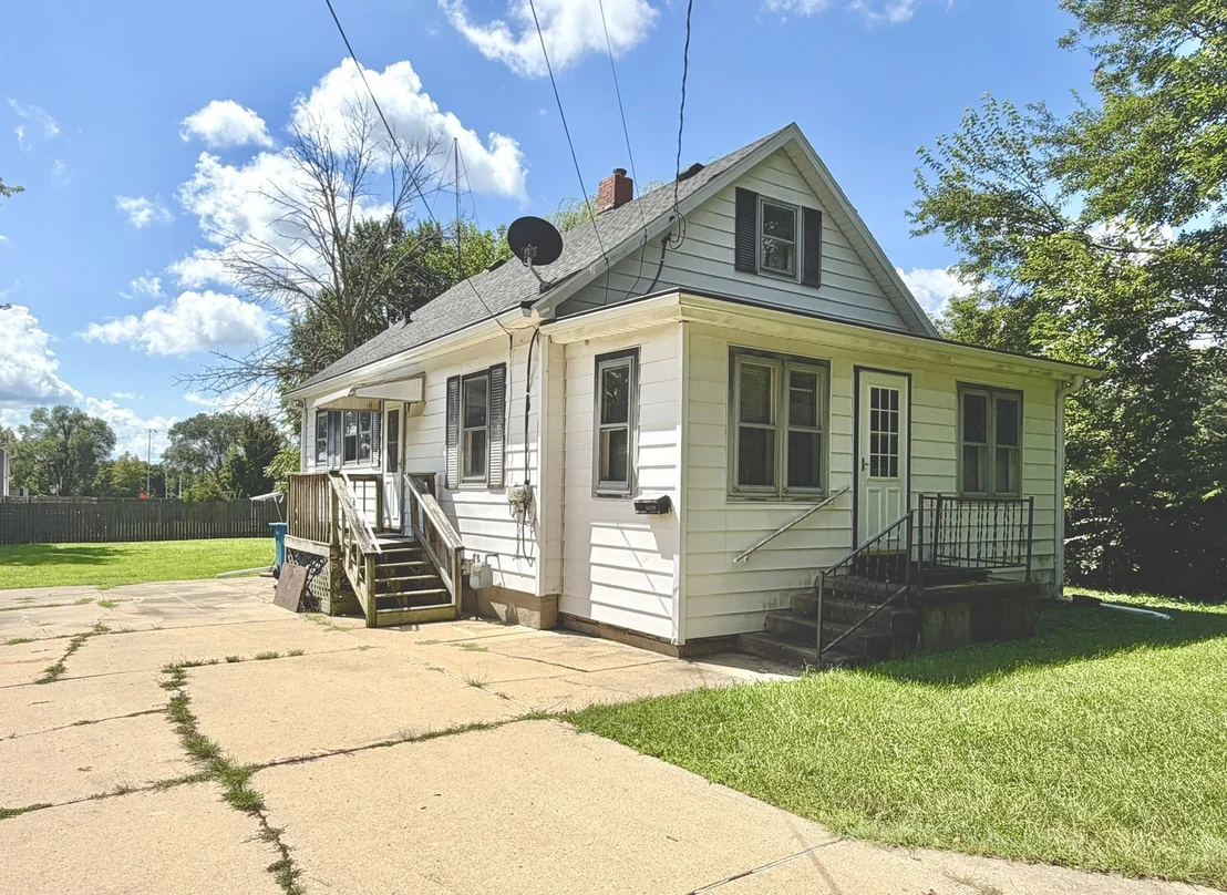 Photo of 2710 3rd Street