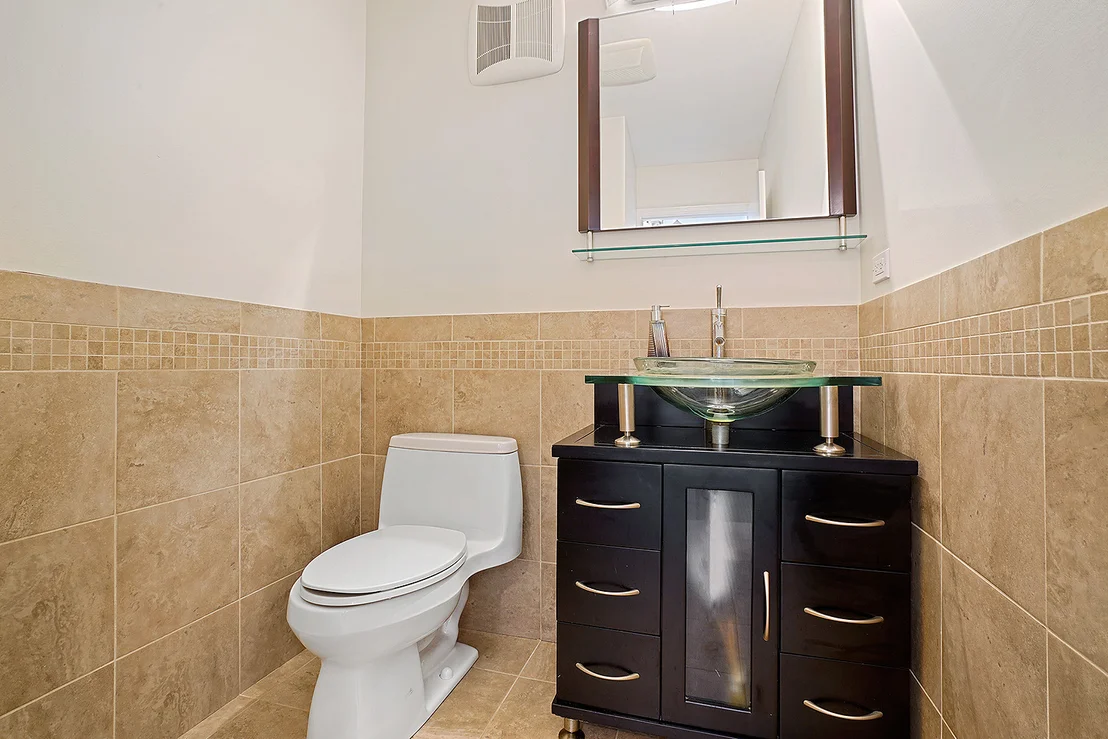 Photo of 2134 Shermer Road