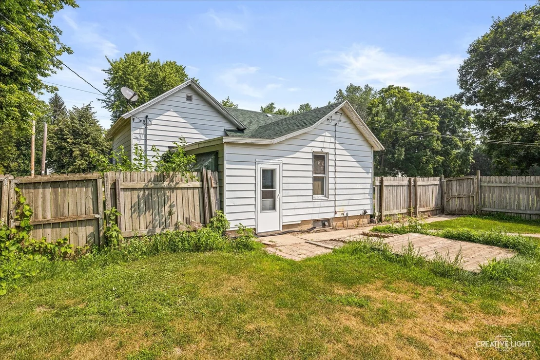 Photo of 20609 State Line Road