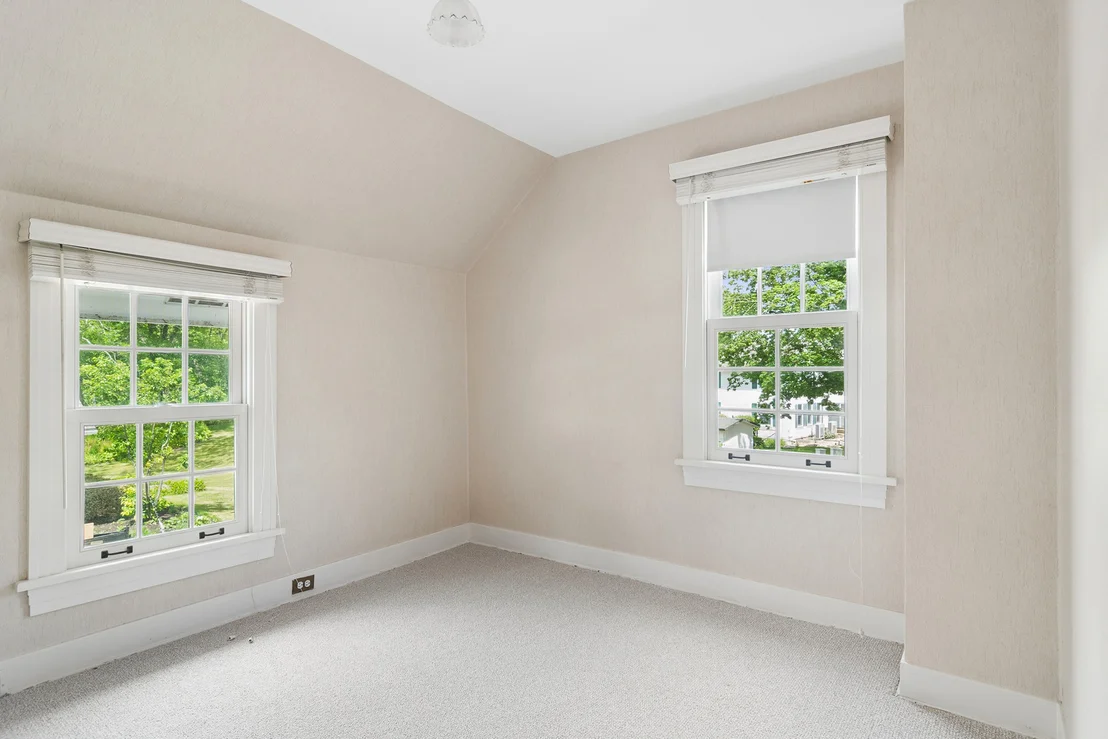 Photo of 332 Old Sutton Road
