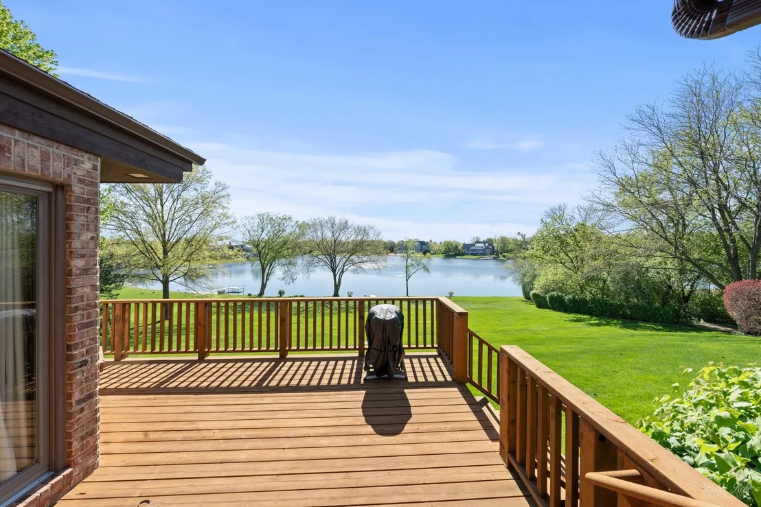 Photo of 1825 CLOVER Drive