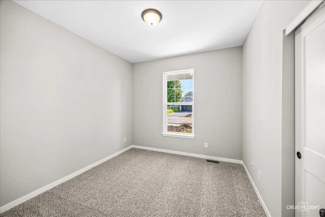 Photo of 427 Riverbend Drive