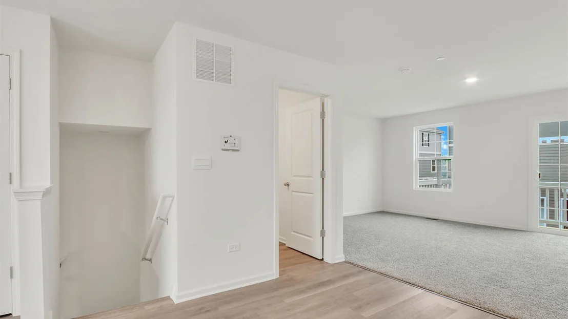 Photo of 409 Lakeshore Court