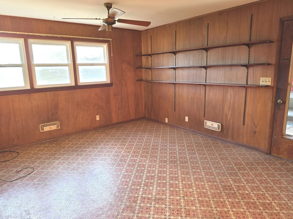 Photo of 906 Snyder Drive