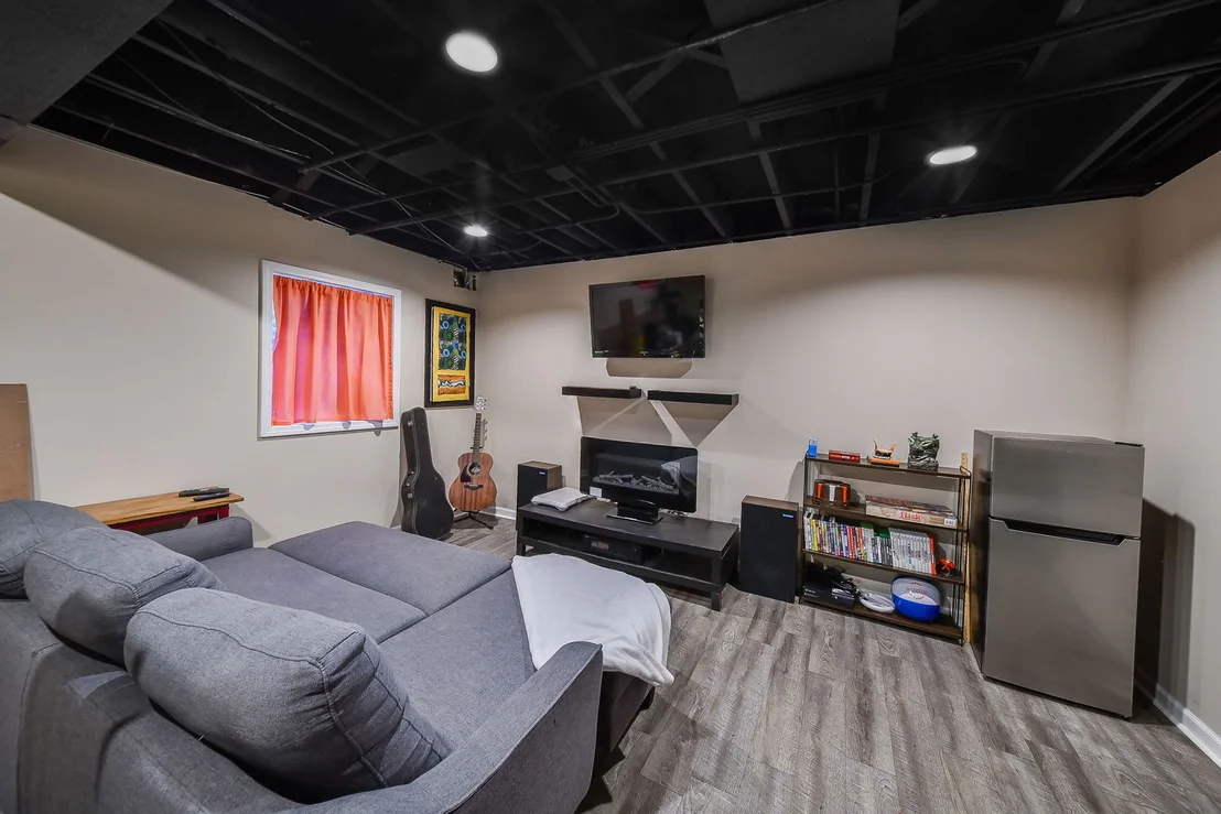 Photo of 496 Waubonsee Circle