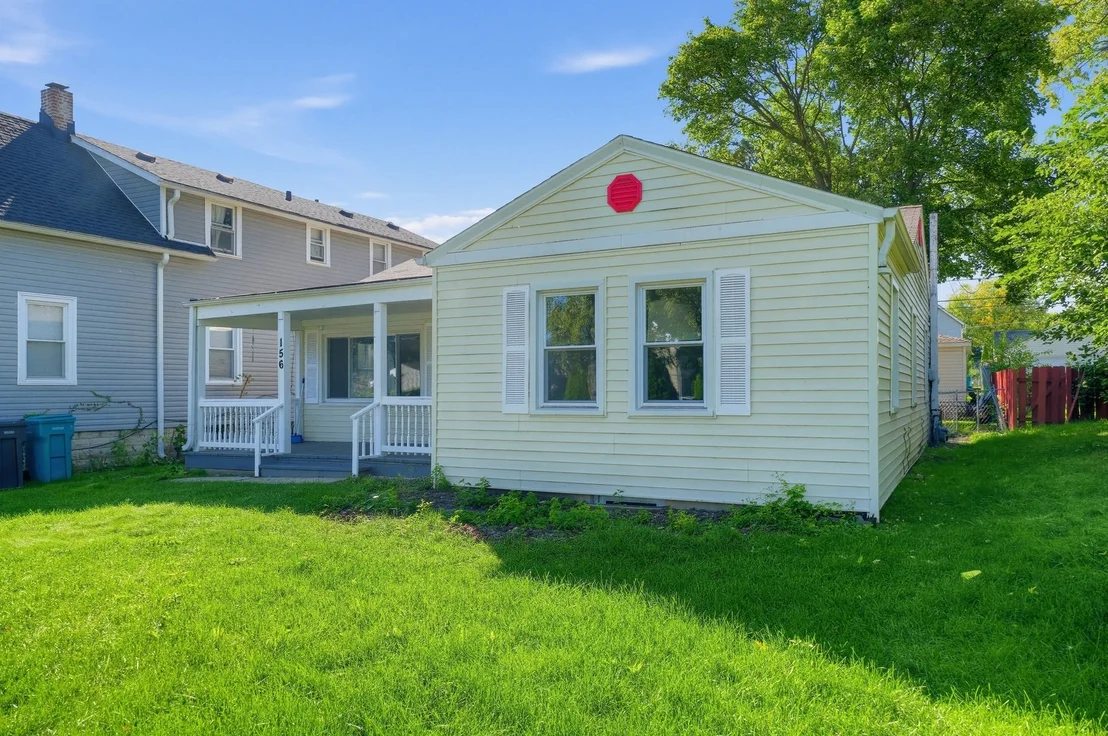 Photo of 156 Oak Avenue