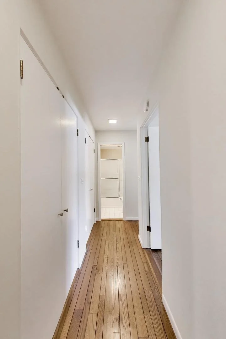Photo of Unit 0 at 320 Linden Avenue