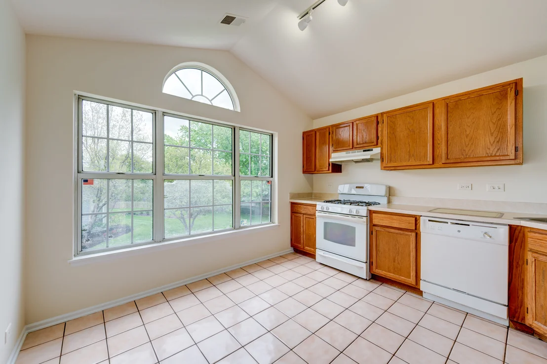 Photo of Unit 2 at 338 Ashford Circle