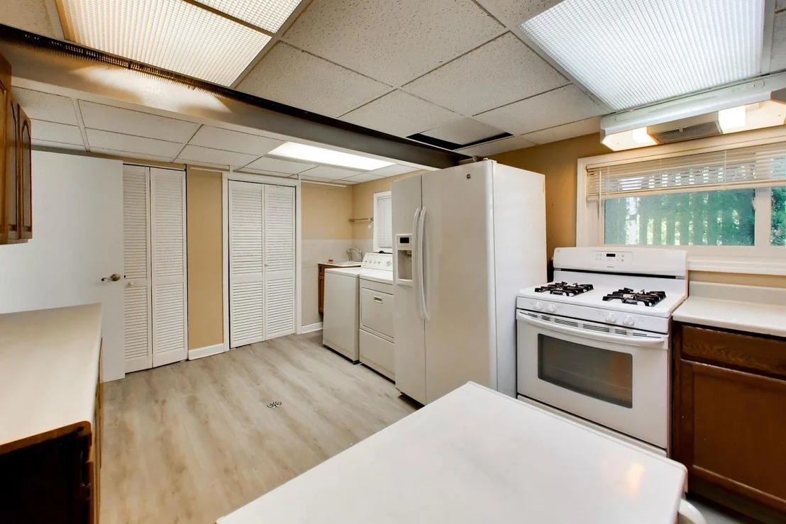 Photo of 3495 Carol Lane