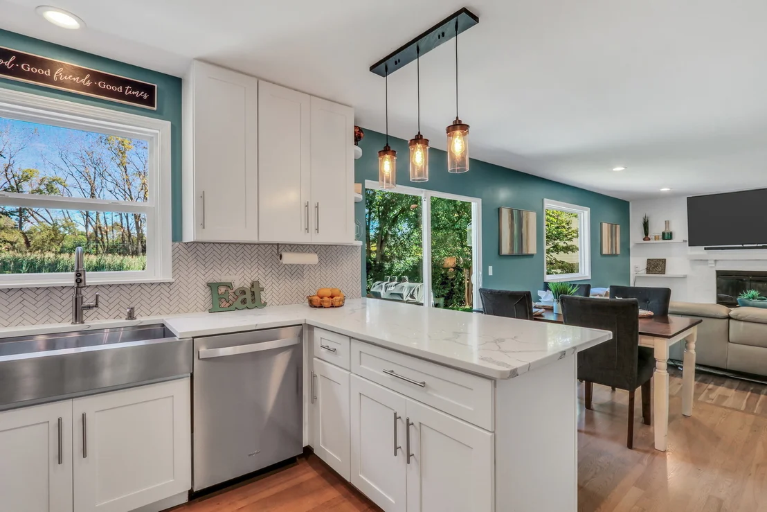 Photo of 6405 Plainview Road