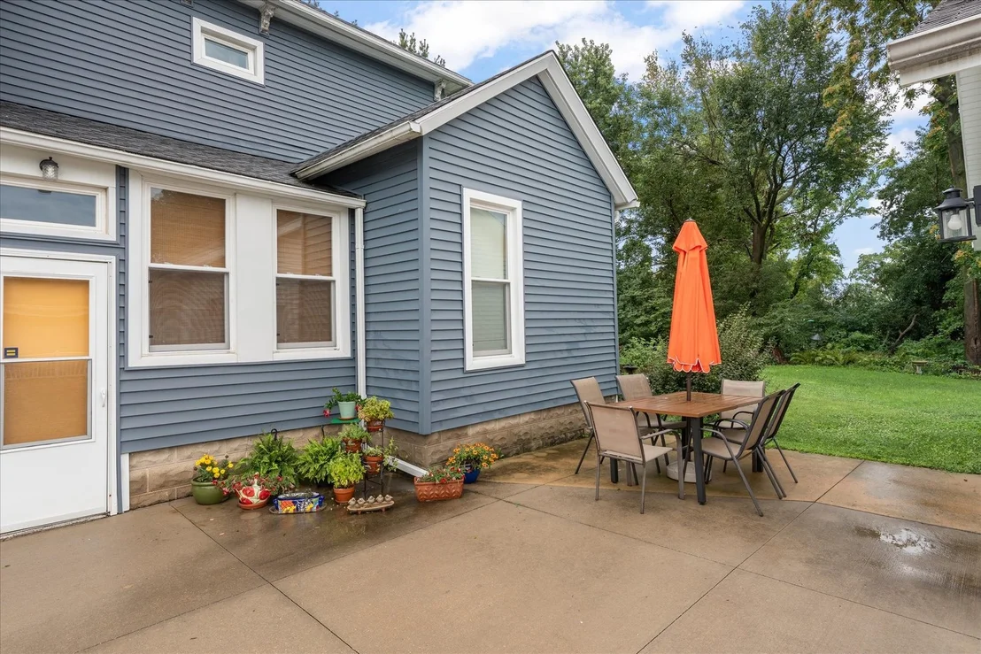 Photo of 321 N High Street