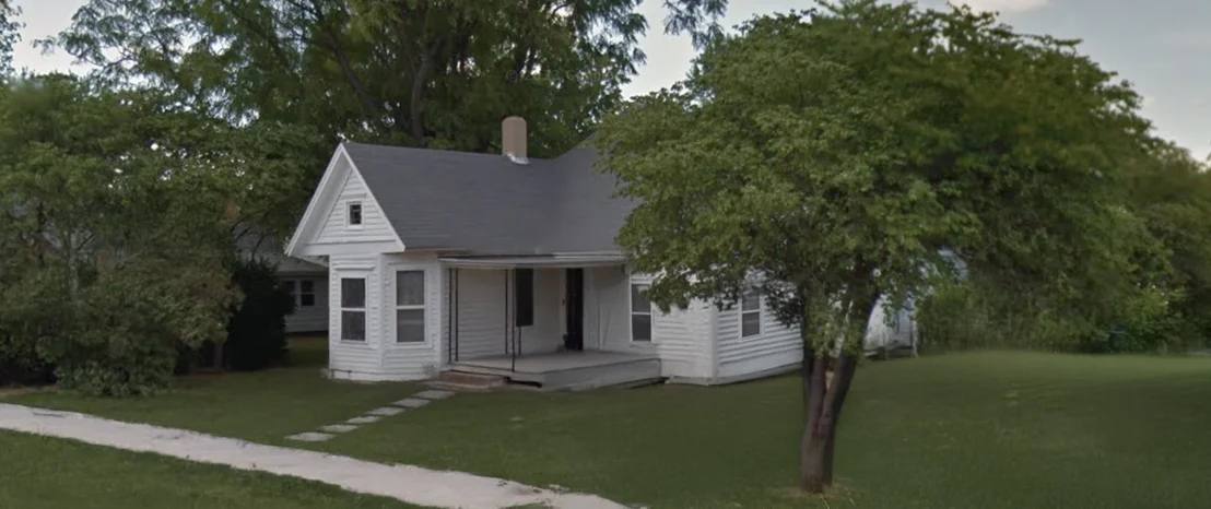 Photo of 718 Superior Street