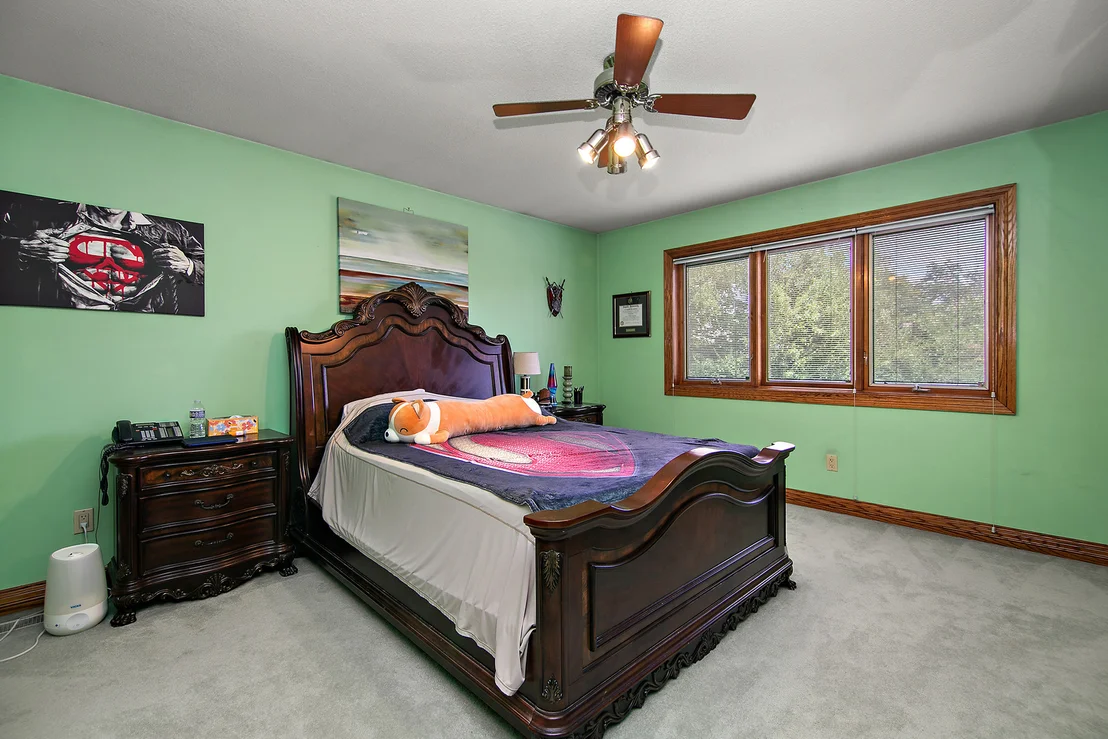 Photo of 284 Barrington Lane