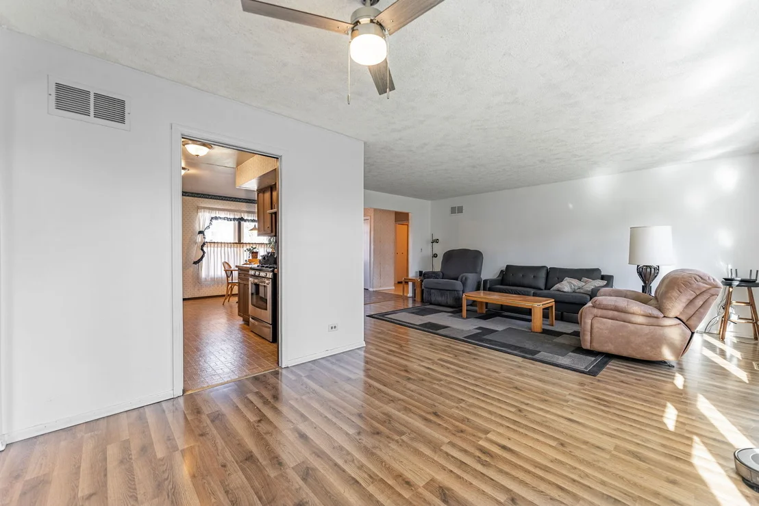 Photo of 137 Harding Drive