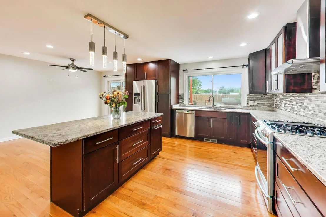 Photo of 1503 N Park Drive