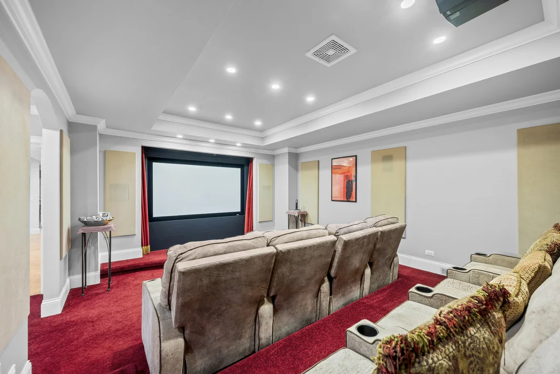 Photo of 33 Washington Circle