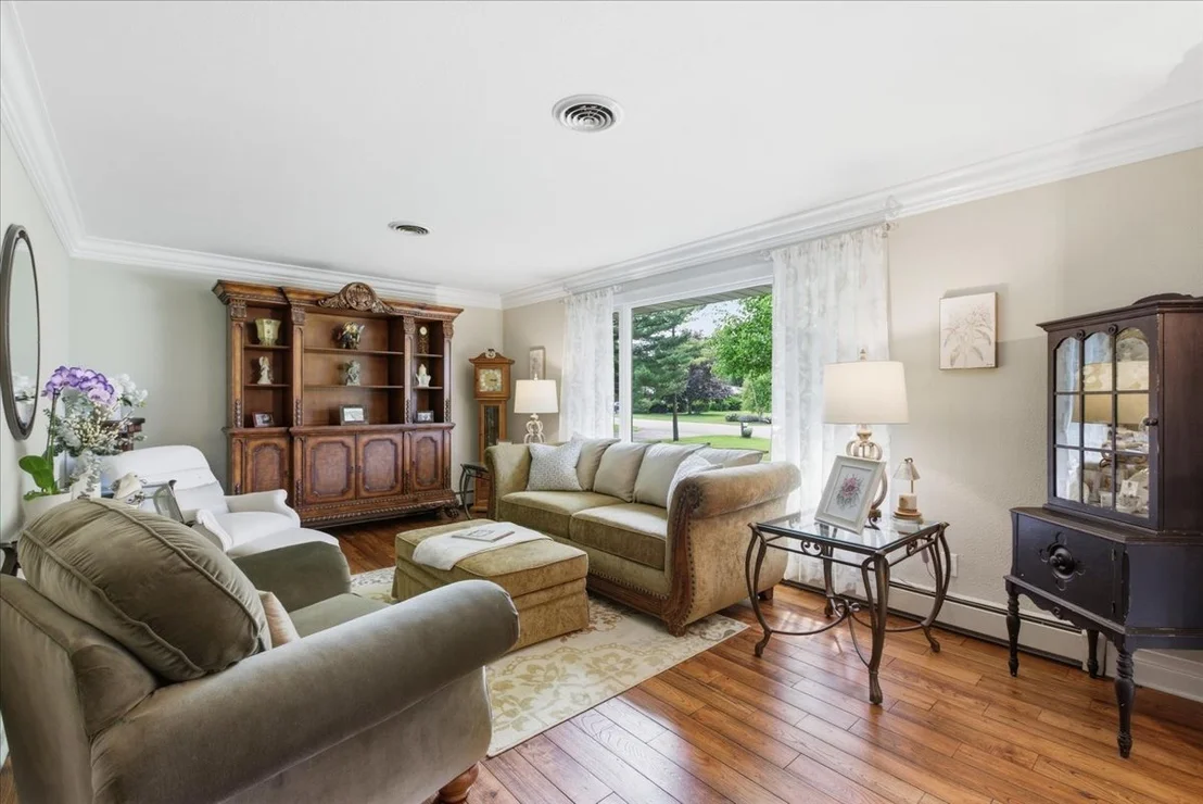 Photo of 1100 Barber Lane