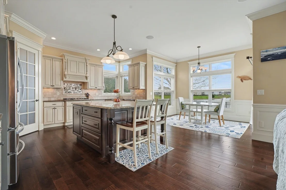 Photo of 405 Denton Drive