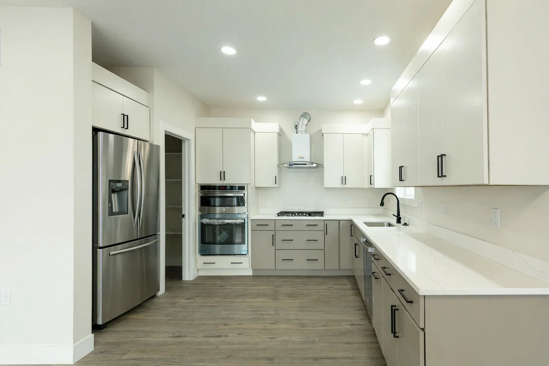 Photo of 379 LARKSPUR Lane