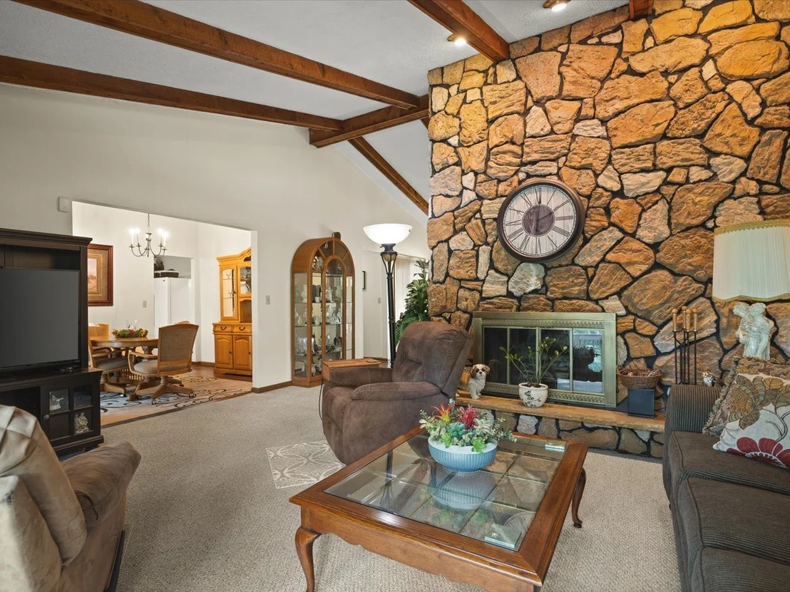 Photo of 650 Coolidge Place