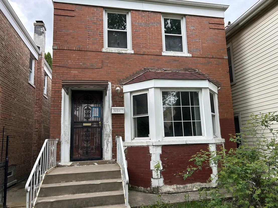 Photo of 3854 S Albany Avenue