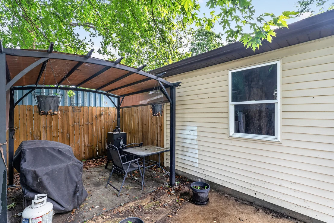 Photo of 9100 KINGS Road