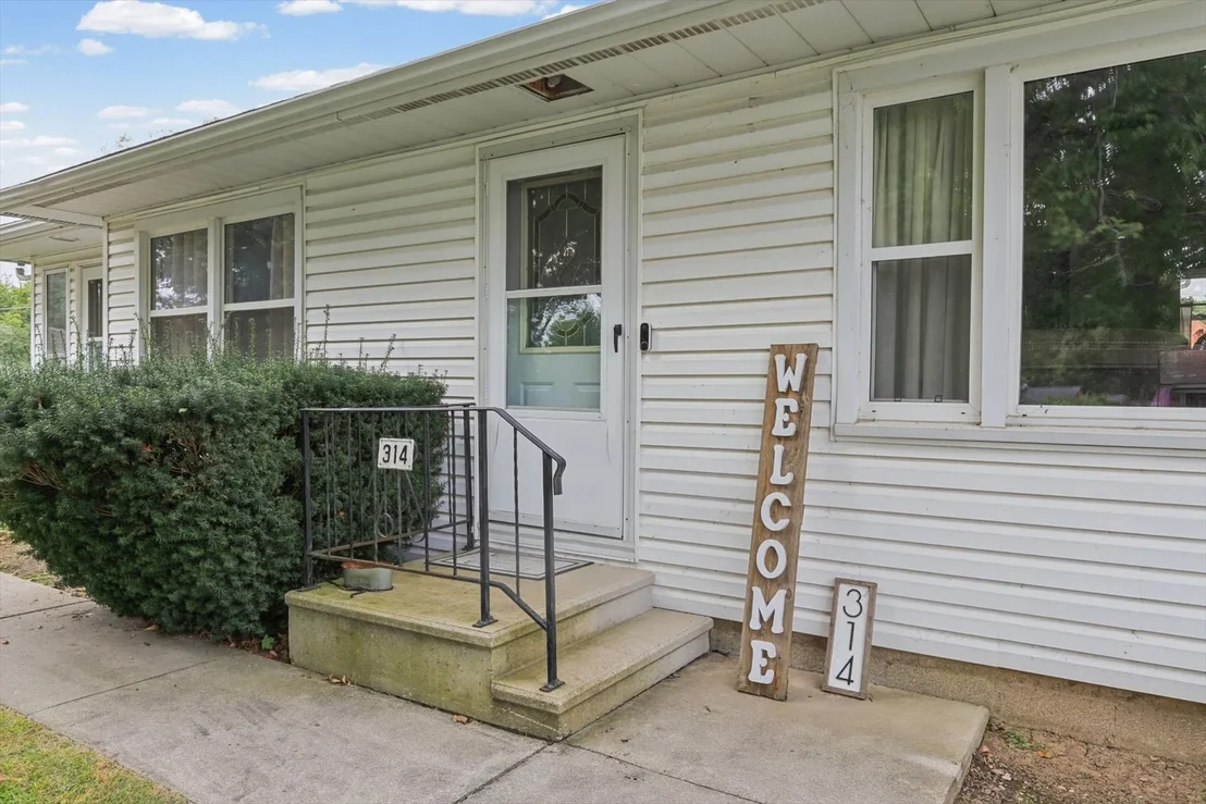 Photo of 314 Oak Drive